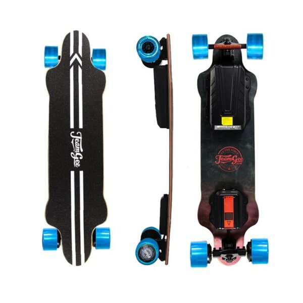 Teamgee H20 eskateboard with blue wheels