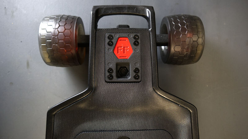 handle on the nose of the maxfind ff-belt electric skateboard