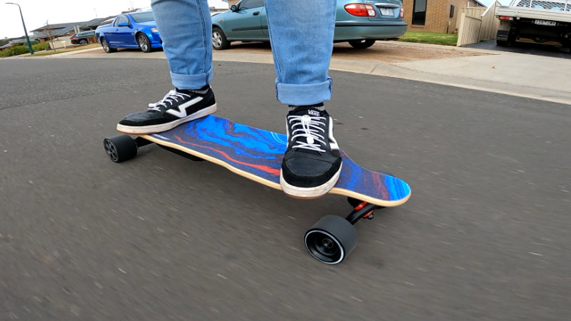 Skateboard électrique EVO Curve V4