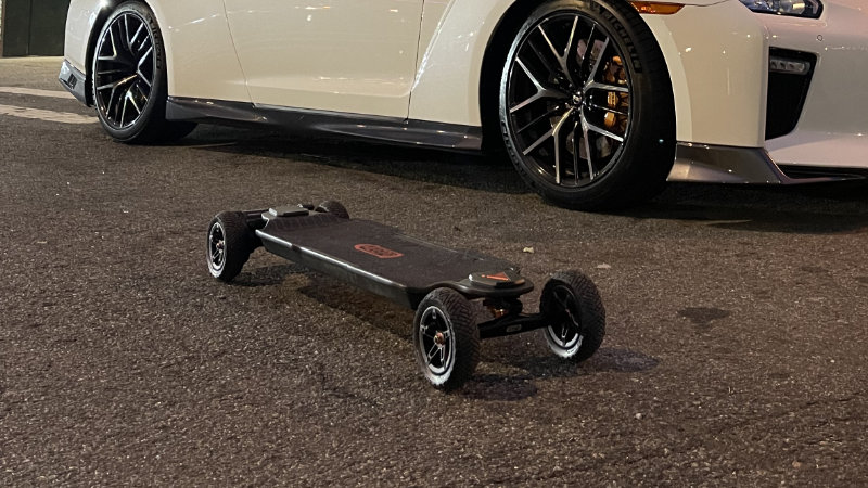 meepo hurricane next to car